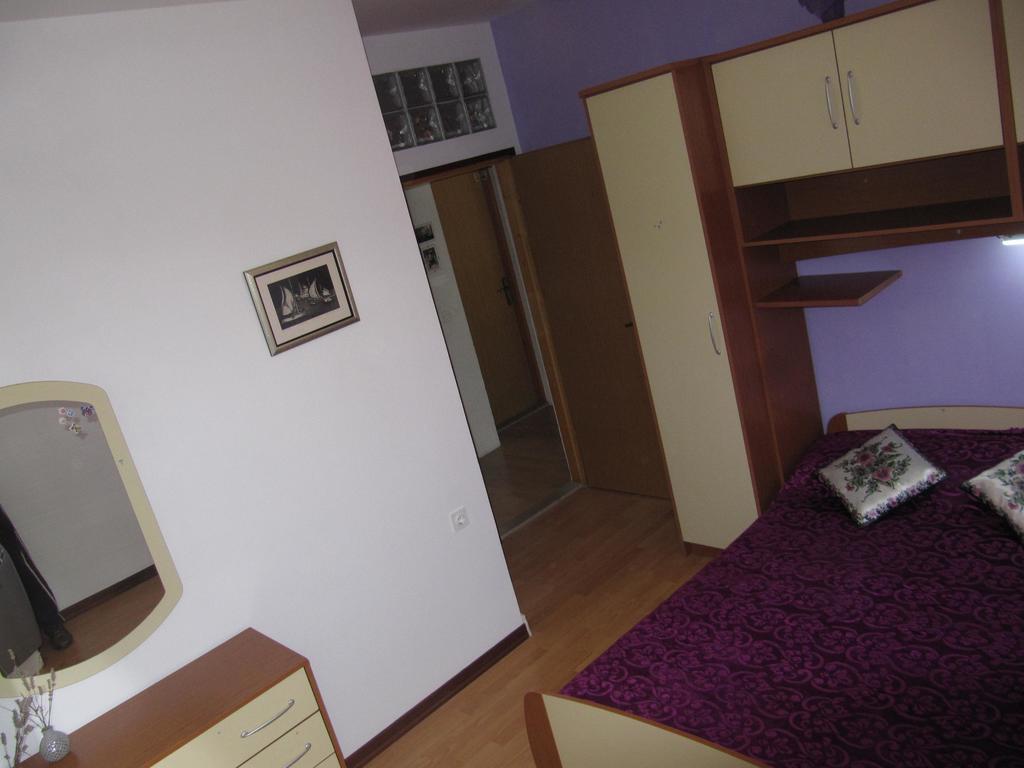 Apartmans And Rooms Dunjini Dvori Korčula Extérieur photo