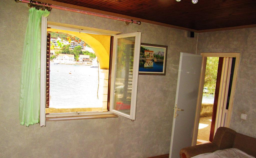Apartmans And Rooms Dunjini Dvori Korčula Extérieur photo