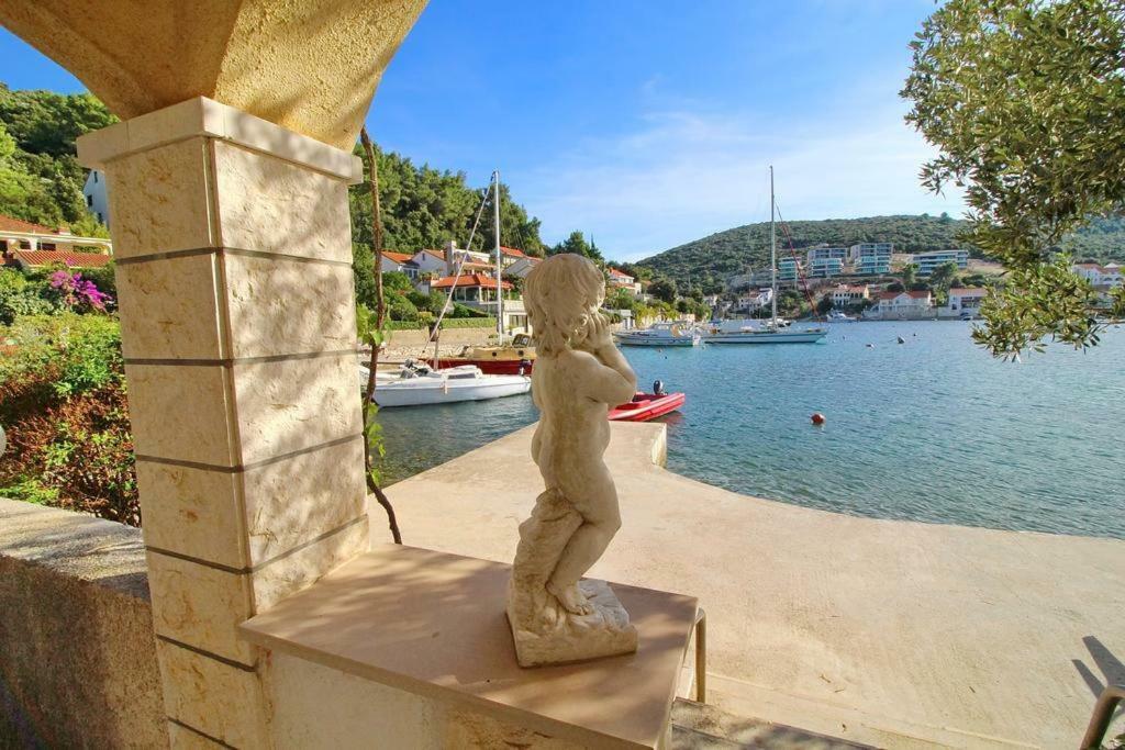 Apartmans And Rooms Dunjini Dvori Korčula Extérieur photo
